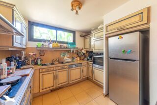  Maison  vendre 10 pices 260 m