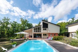  Maison  vendre 8 pices 217 m