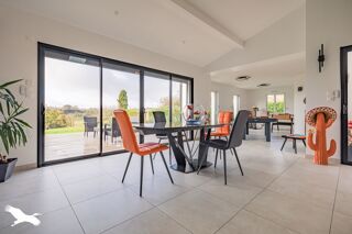  Maison  vendre 6 pices 237 m