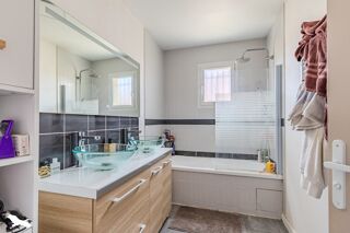  Maison  vendre 5 pices 105 m