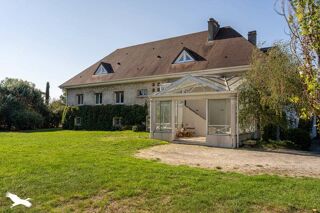  Maison  vendre 11 pices 330 m