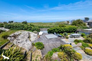  Maison  vendre 15 + pices 320 m