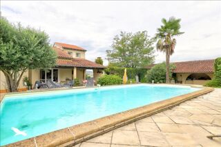  Maison  vendre 6 pices 132 m