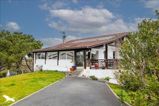  Maison  vendre 7 pices 243 m