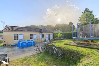  Maison  vendre 4 pices 80 m