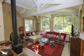  Maison  vendre 8 pices 260 m