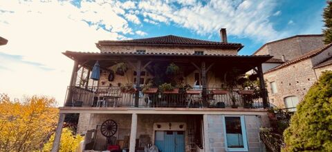   Maison en pierre de 6 pices principales Maison - 6 pice(s) - 189 m