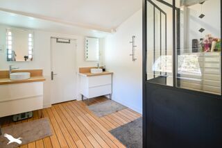  Maison  vendre 8 pices 249 m