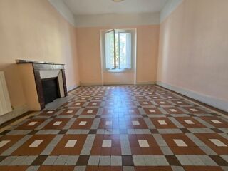  Immeuble  vendre 323 m