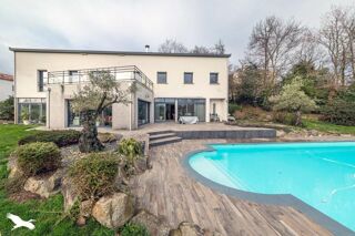  Maison  vendre 7 pices 213 m