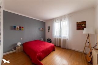  Maison  vendre 9 pices 231 m