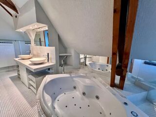  Maison � vendre 8 pi�ces 288 m�