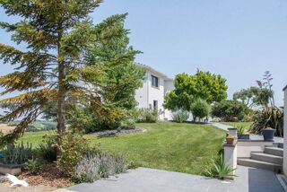  Maison � vendre 9 pi�ces 262 m�