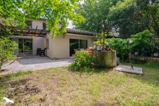  Maison  vendre 7 pices 241 m