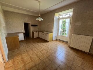  Maison  vendre 8 pices 312 m