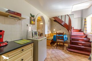  Maison  vendre 8 pices 223 m