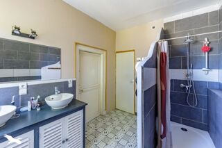  Maison  vendre 8 pices 209 m