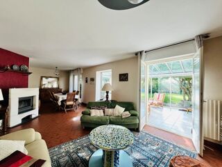  Maison  vendre 8 pices 193 m