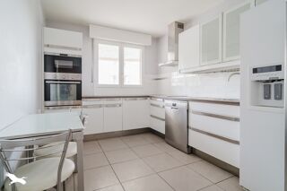  Appartement  vendre 4 pices 82 m