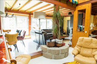  Maison  vendre 8 pices 240 m