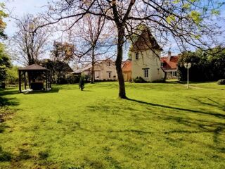  Maison  vendre 7 pices 206 m