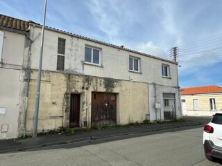  Maison  vendre 5 pices 241 m