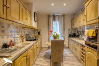  Immeuble  vendre 342 m