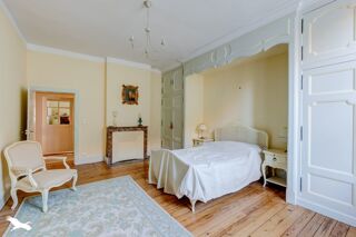  Appartement  vendre 6 pices 144 m