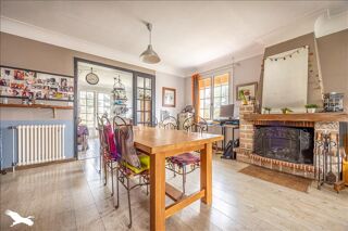  Maison  vendre 8 pices 152 m