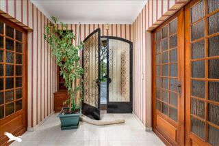  Maison  vendre 9 pices 379 m