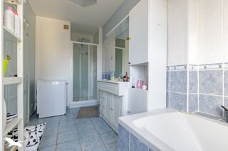  Maison � vendre 5 pi�ces 165 m�