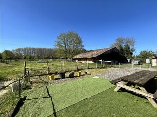  Maison  vendre 6 pices 205 m