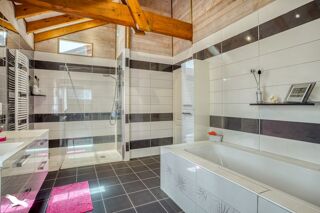  Maison � vendre 8 pi�ces 310 m�