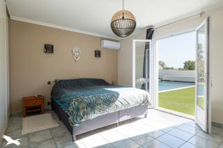  Maison  vendre 6 pices 241 m