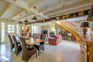  Maison  vendre 6 pices 220 m