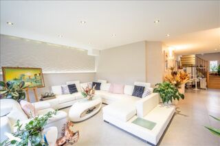  Maison  vendre 6 pices 214 m