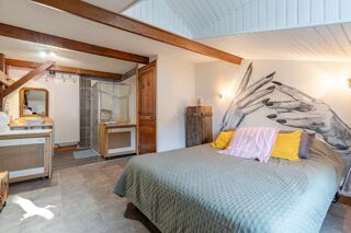  Maison  vendre 6 pices 260 m