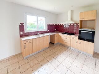  Maison  vendre 5 pices 121 m