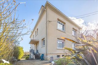  Maison  vendre 9 pices 197 m