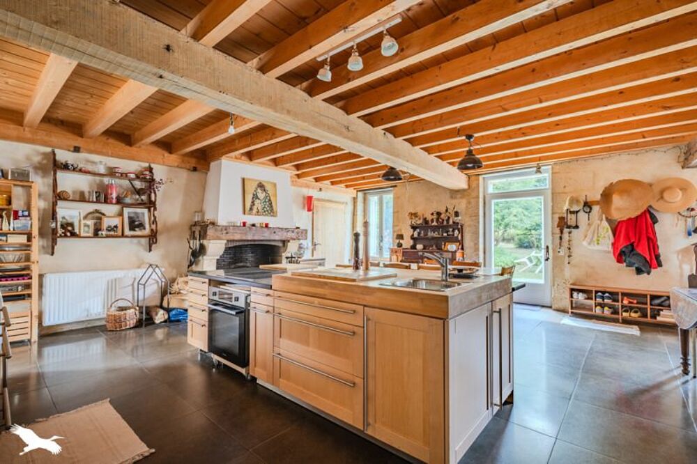 � vendre  Maison Branne (33420)