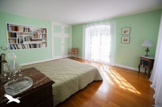  Maison  vendre 14 pices 560 m