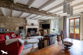  Maison  vendre 10 pices 270 m