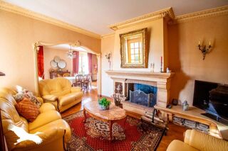  Maison  vendre 6 pices 215 m