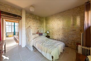  Maison  vendre 9 pices 346 m