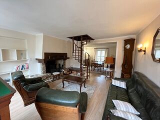  Immeuble � vendre 285 m�