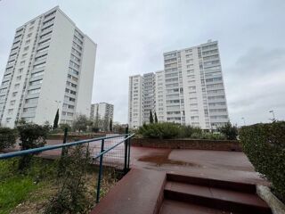  Appartement  vendre 5 pices 75 m