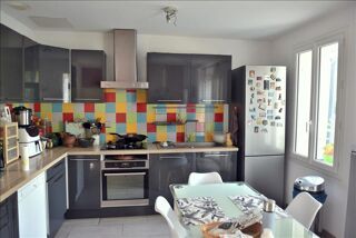  Maison  vendre 4 pices 144 m