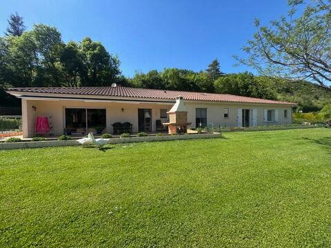   Traditionnelle de 6 pi�ces principales Maison - 6 pi�ce(s) - 185 m�