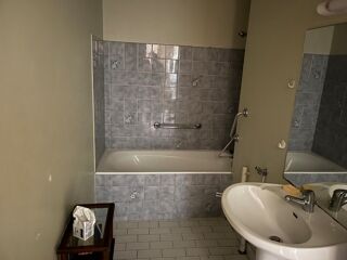  Immeuble  vendre 555 m