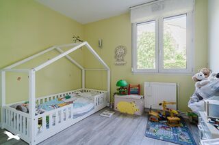  Appartement  vendre 4 pices 82 m